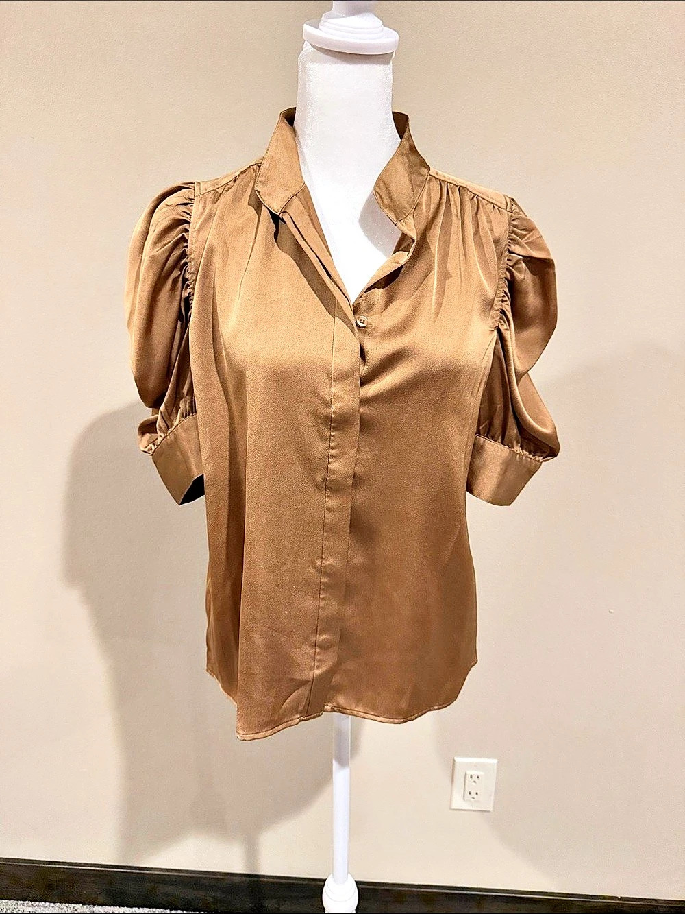 Ann Taylor Satin Puff Sleeve Blouse in Brown Size Small